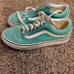 7.5 women’s teal vans